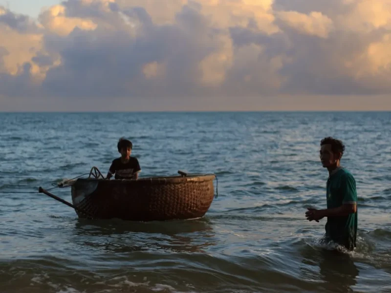 exploring the distinct worlds of saltwater and freshwater fishing in vietnam