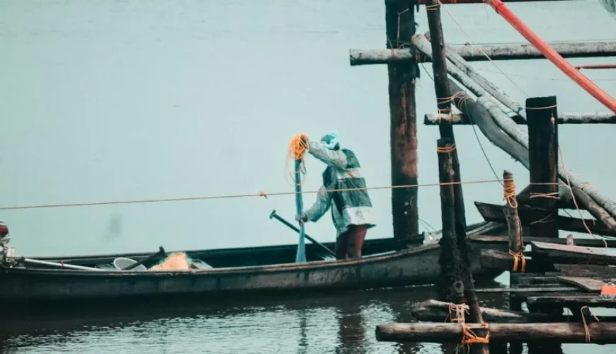choosing between private and group fishing tours in vietnam a complete guide